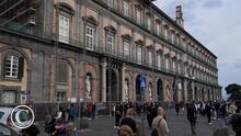 Palacia Real de Nápoles en Plaza del Plebiscito